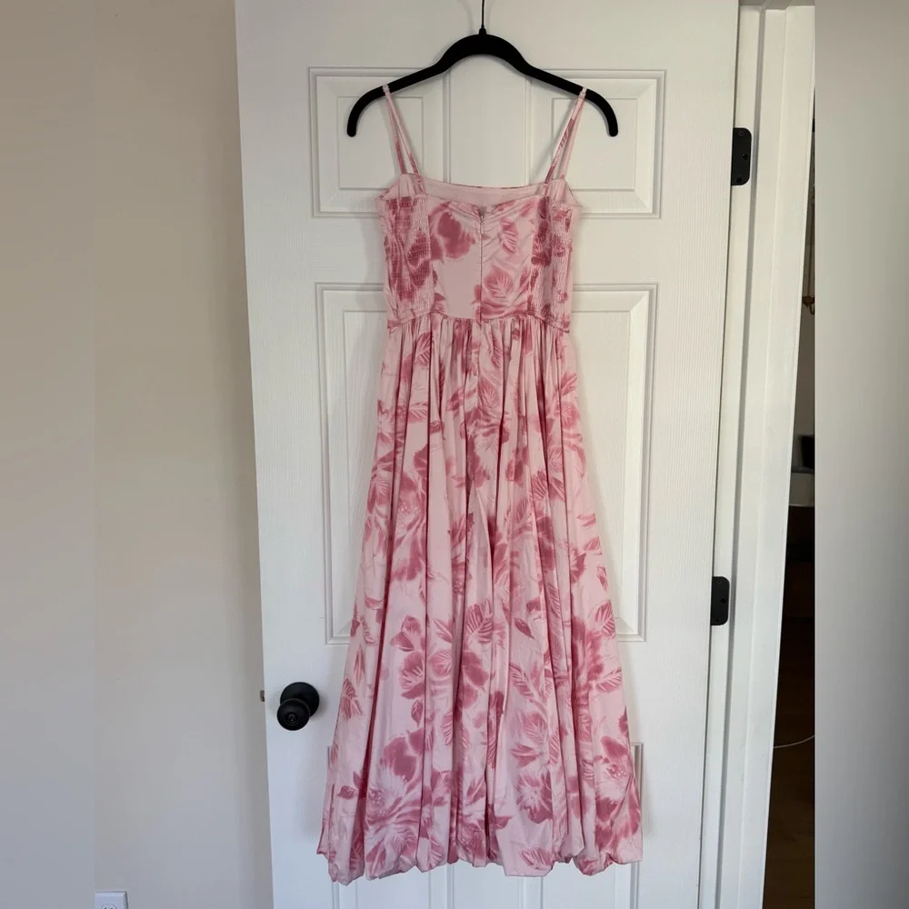 XS Abercrombie Dipped- Waist Bubble Hem Midi Dress - Picture 4 of 6